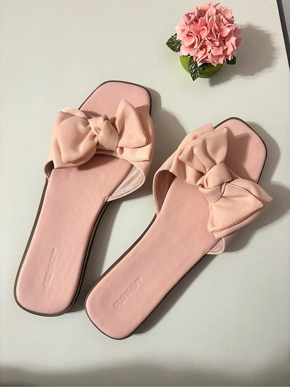 Old Navy Bow Slide Sandals Pink